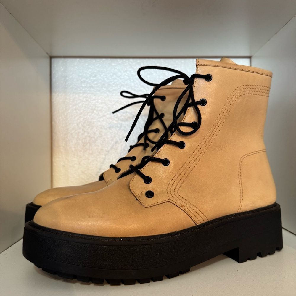 Franco Sarto Tan Leather Combat Boots Chunky Lug Sole Zip Size 8.5 Utility Edgy